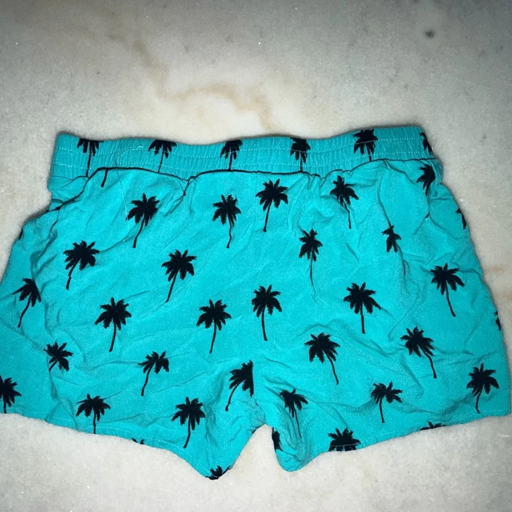 Justice Turquoise Palm Tree Ruffle Shorts Girls size 10/12